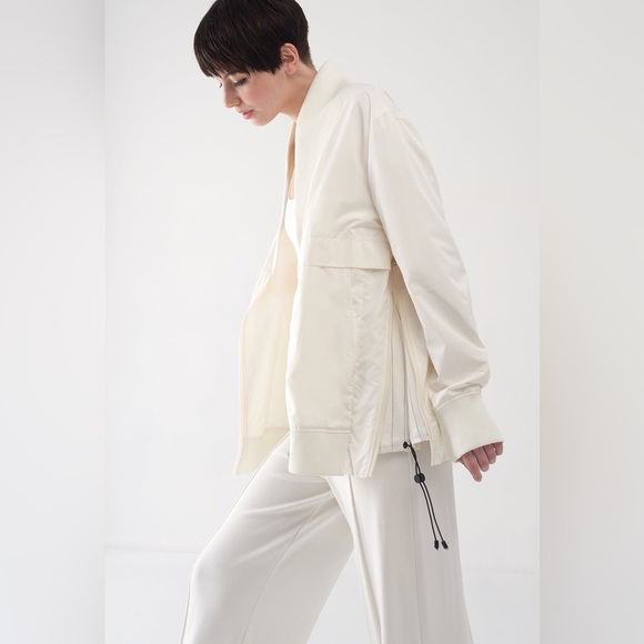 SOSKEN STUDIOS MARISA MINICUCCI FATE - ATHLEISURE JACKET Size 2 - Picture 4 of 16